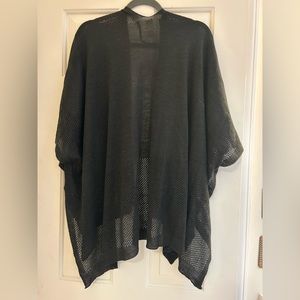 Short Sleeve Black Mesh Cárdigan